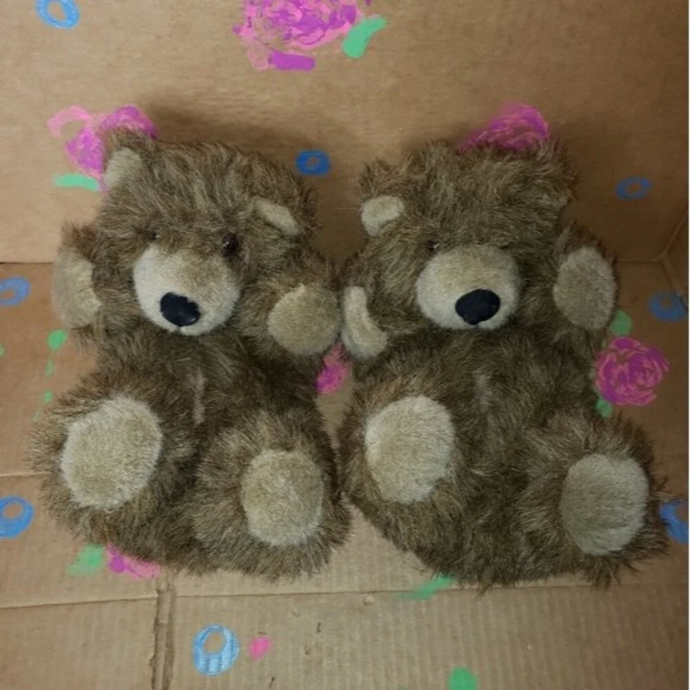 SOUND MATES TEDDY BEAR SLIPPERS SIZE M (2-3)